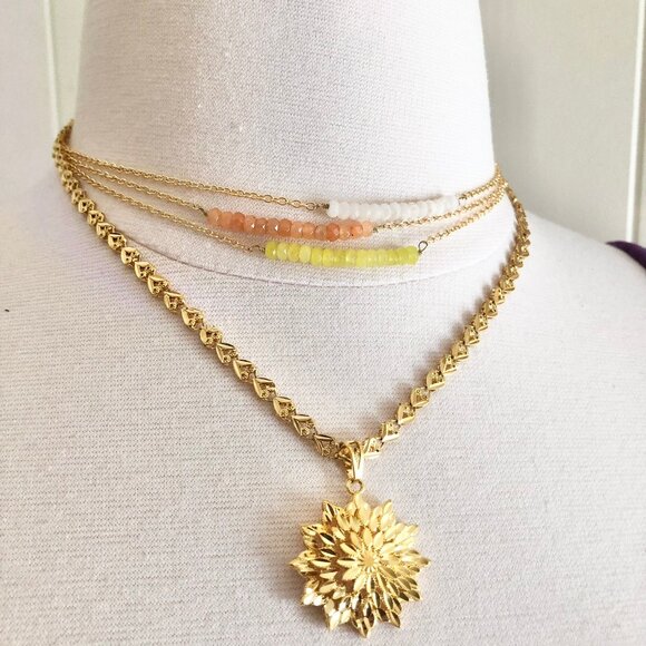 18kt Gold Filled Jade Bar Necklace - Picture 2 of 6